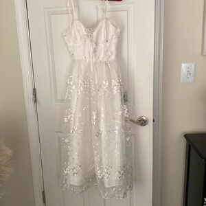 Lulu’s White Midi Dress